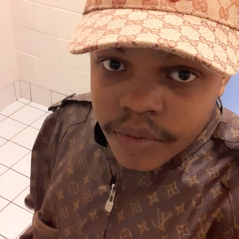 Meet your Posher, S'dainian